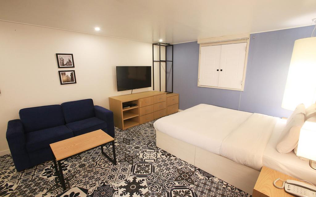 Merdi Hotel Сувон Екстер'єр фото