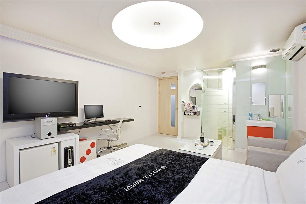 Merdi Hotel Сувон Екстер'єр фото