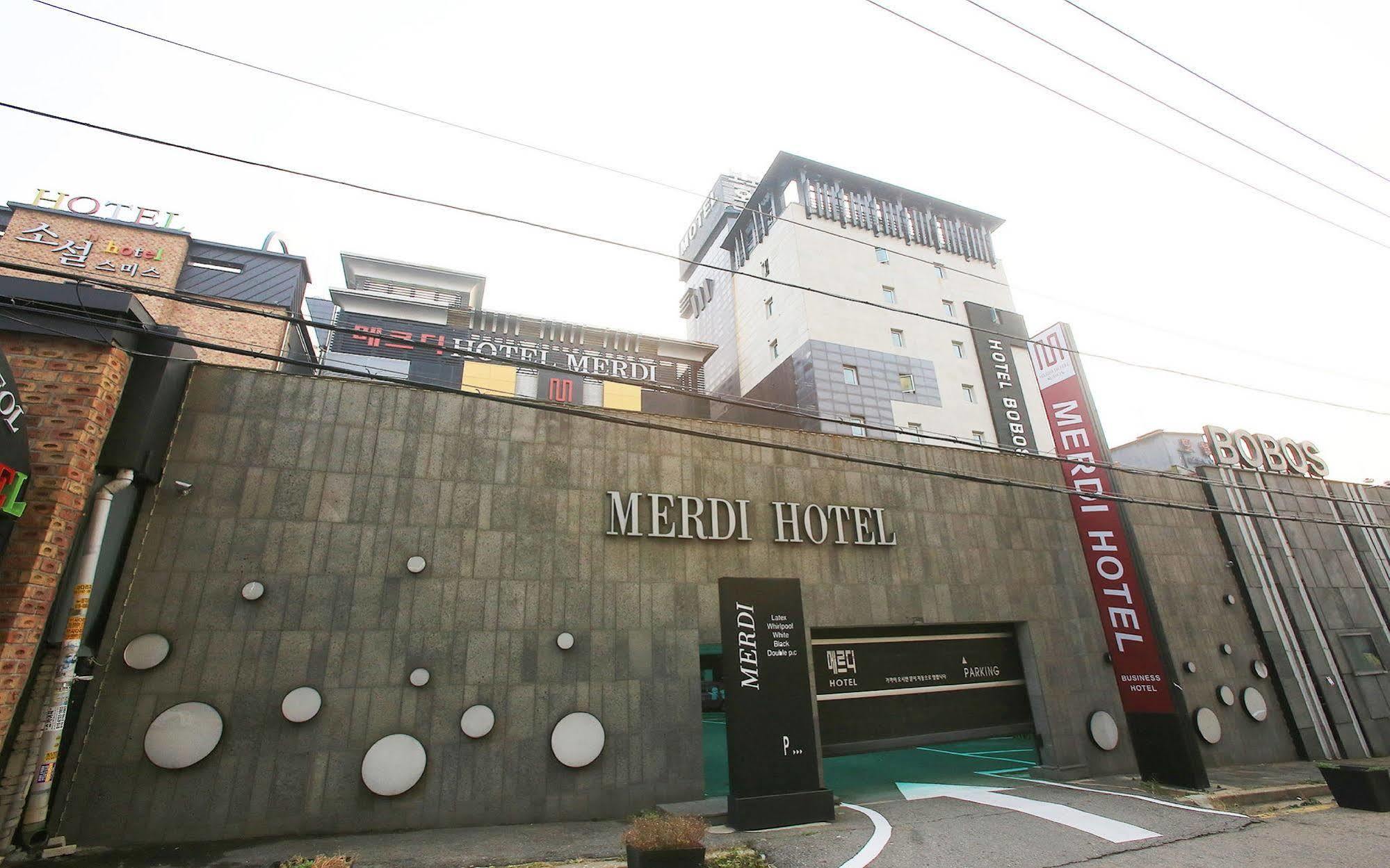 Merdi Hotel Сувон Екстер'єр фото